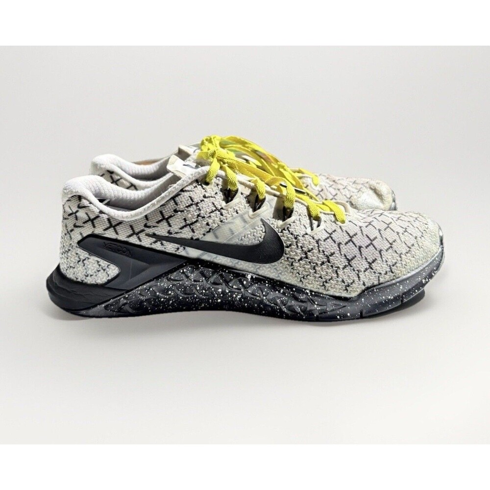 Nike Metcon 4 Womens Size 9.5 White Dynamic Yellow CrossFit Training Pre-Owned